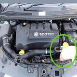 picture of a cars engine